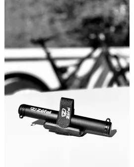 Universal Halter ZEFAL für Pumpen - Reparatur Spray