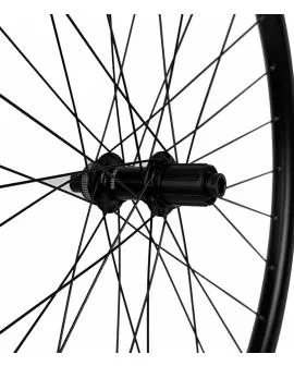 Laufrad HR 28 Gravel 32 Loch Tubless - Centerlock 11/12-fach schwarz